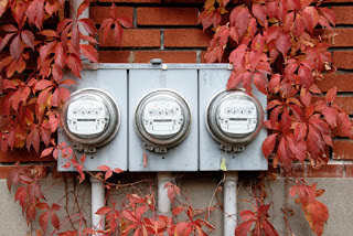 Utilities can deduct portion of receivables each year as uncollectible debts by electing to be treated as “securities dealers” for US tax purposes